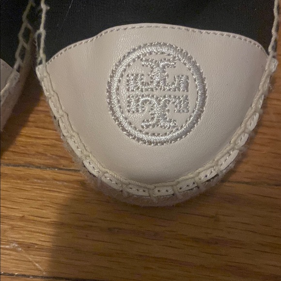 Tory Burch Black and Cream Espadrille Flats Woman 9 1/2 - Picture 2 of 8
